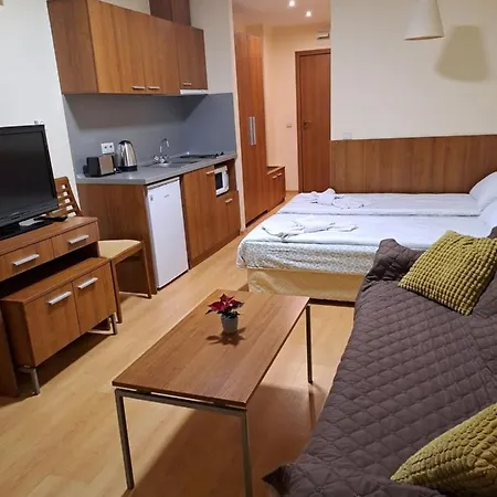 Family 302, Park * Borovets