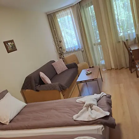 Apartman Family 302, Park *